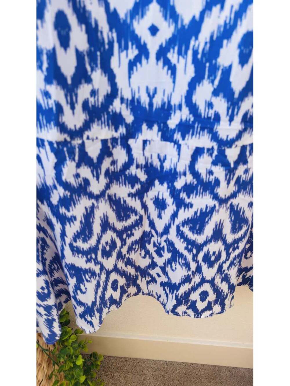 Boutique brand Ikat Pattern Tassel Tie Maxi - Size M - Picture 4 of 9